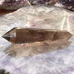 Cut and Polished: Smokey quartz ‘vogel cut’ point - The Hidden Gem