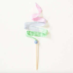 Mini Robins Egg Blue Streamer