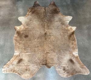 Large Premium Cowhides: Brown Champagne Cowhide