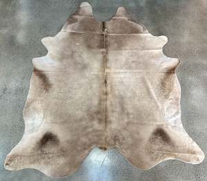 Large Premium Cowhides: Champagne Cowhide