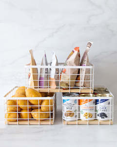 Baskets: Large Basket with Wooden Tray Set