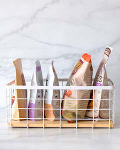 Baskets: Large Basket with Wooden Tray