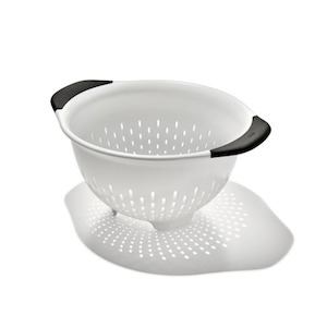 Colanders Strainers: OXO Good Grips Colander