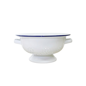 Colanders Strainers: Falcon Enamelware Colander 24cm
