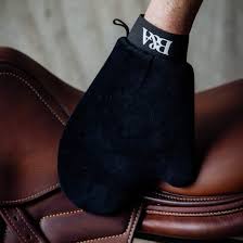 1: Cleaning Glove - Barn and Anvil