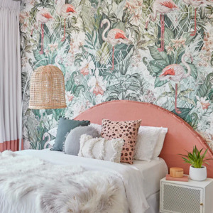 Jimmy Cricket: Sample - Jimmy Cricket Flamingo Wallpaper