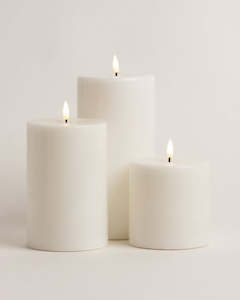 Lighting: 10cm dia Indoor Pillar LED Candle - White