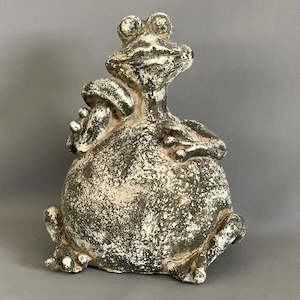 Ornaments: Frog With Toadstool