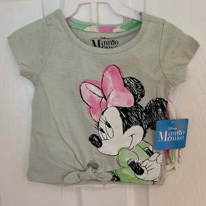 Girls: Minnie Mouse T Shirt & Shorts