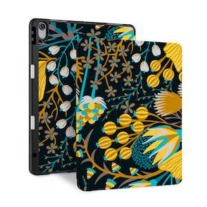 Ipad Pro M4: iPad Trifold Case - Autumn Leaves