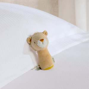 End Of Season Sale: Mamas and Papas Lenny Lion Mini Rattle