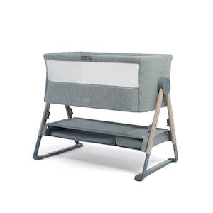 Cots Mattresses: Mamas and Papas Lua Bedside Crib - Grey