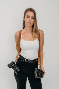 Products: 25mm light two camera harnesses - The Knot Leather