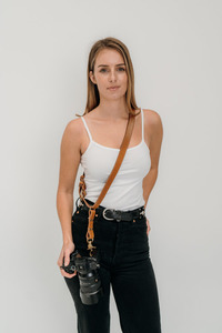 Products: 25mm light single camera harness - The Knot Leather