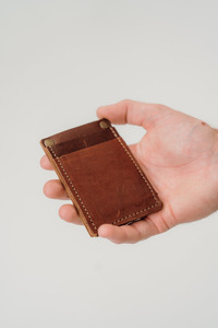 Products: card holder - The Knot Leather
