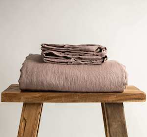 Linen Fitted Sheets 1: Dusky Pink Linen Fitted Sheet