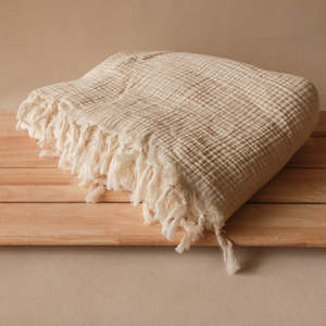 Organic Collection: Fyra Throw