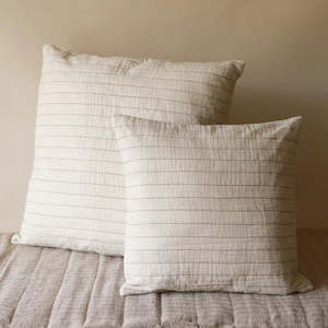 Organic Collection: Fyra Cushion