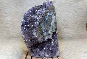 Geodes: Amethyst Freeform