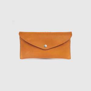 Products: EVERYTHING POUCH - COGNAC