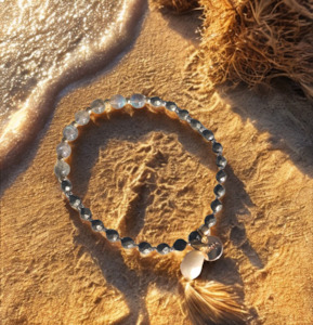 Luxe X Vania: VANIA X LUXE GROUNDING AMULETO BRACELET