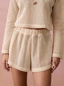 Boteh: BOTEH - MISTRAL NET MINIMAL SHORT