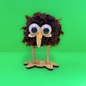 Animal Themed Crafts: Pom Pom Kiwi