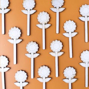 Bulk Craft Supplies: Lollipop Flowers  Wooden