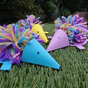 Camping Crafts: Pom Pom Hedgehog