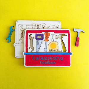 Fathers Day Crafts 1: Te Reo Toolbox Puzzle