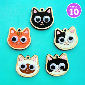 Animal Themed Crafts: Set of 10 - Cat Badge