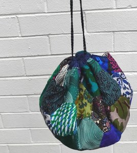Products: Patchwork Bag Kit- Mary's Garden