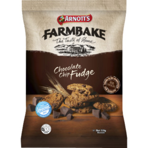 All Meat: Arnott's Farmbake Chocolate Chip Fudge Biscuits 310g