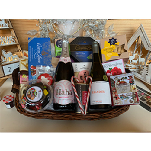 Gift Basket: $200 Gift Basket