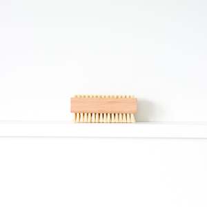 Kitchen Brushes: Gardeners Nail Brush