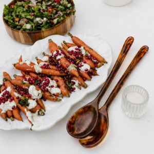 The Minimal Co: Amber Resin Salad Servers