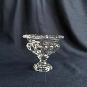 The Minimal Studio: Estelle Footed Glass Bowl