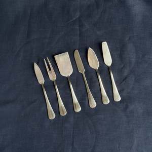 The Minimal Studio: Soren Silver Cheese Knife Set