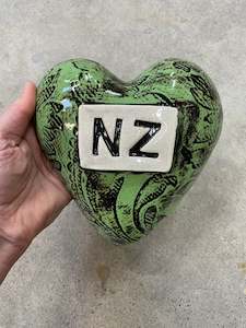 Small Hearts: NZ Ceramic heart