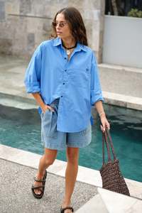 Cool Style: Peta Oversized Shirt – Amalfi Blue