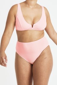 Lingerie: Whitney High Waist Bikini – Rosy