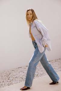 Farrah High Flare Jean – Unity