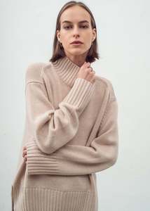 N.325W Cashmere Blend Chunky Polo Jumper – Shell Beige