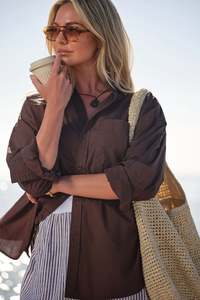 Peta Oversized Shirt – Chocolate