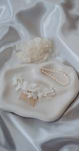 Bridal hair accessories: Laura Comb