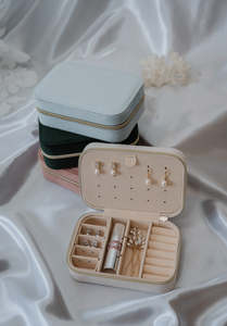 Jewellery Cases: Jewellery Cases