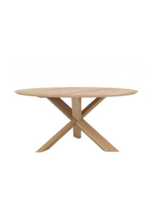 Furniture: Oak Circle Dining Table