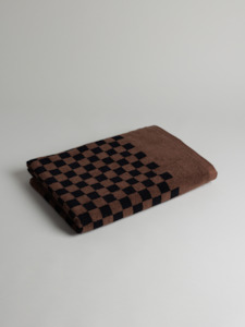 Bathroom Body: ROMAN ORGANIC COTTON Pool TOWEL in TABAC & NOIR