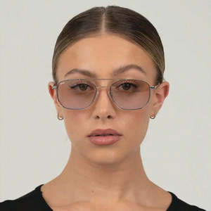 Accessories: Otra Amelie
