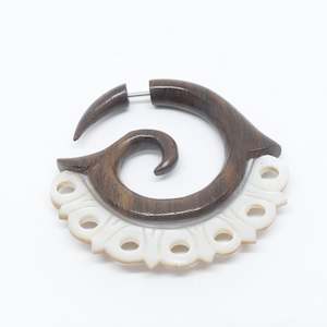 Plugs Stretchers 1: Shell Pattern Narra Wood Stretchers